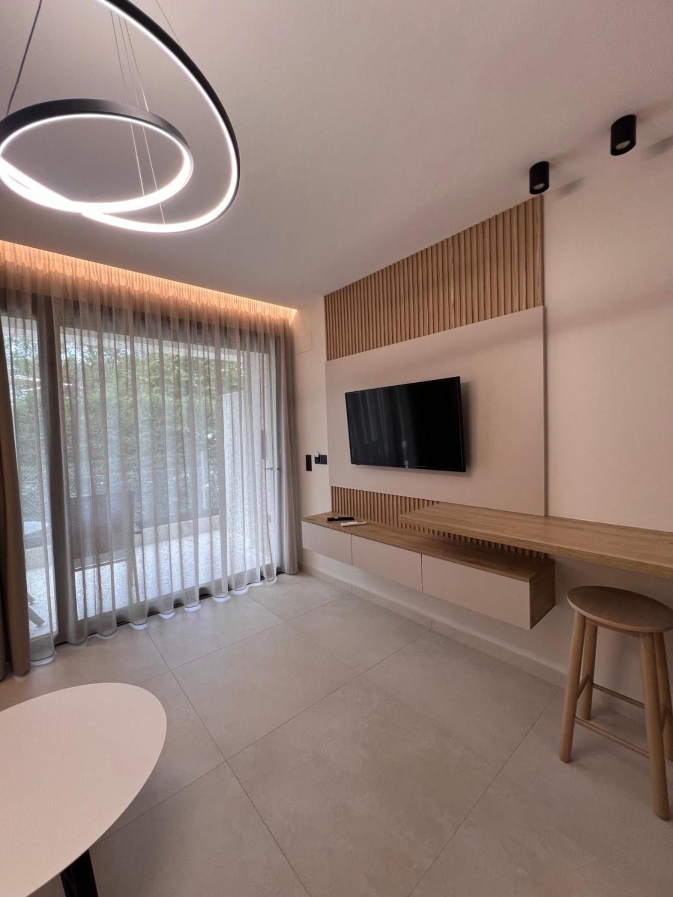 Sealuxe Living Aparthotel Nea Iraklitsa Εξωτερικό φωτογραφία