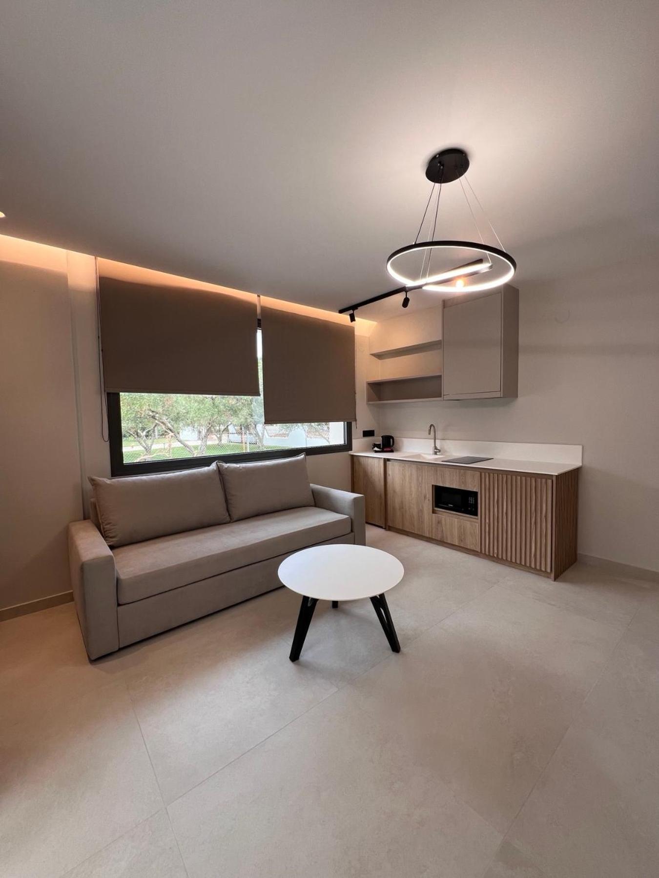 Sealuxe Living Aparthotel Nea Iraklitsa Εξωτερικό φωτογραφία