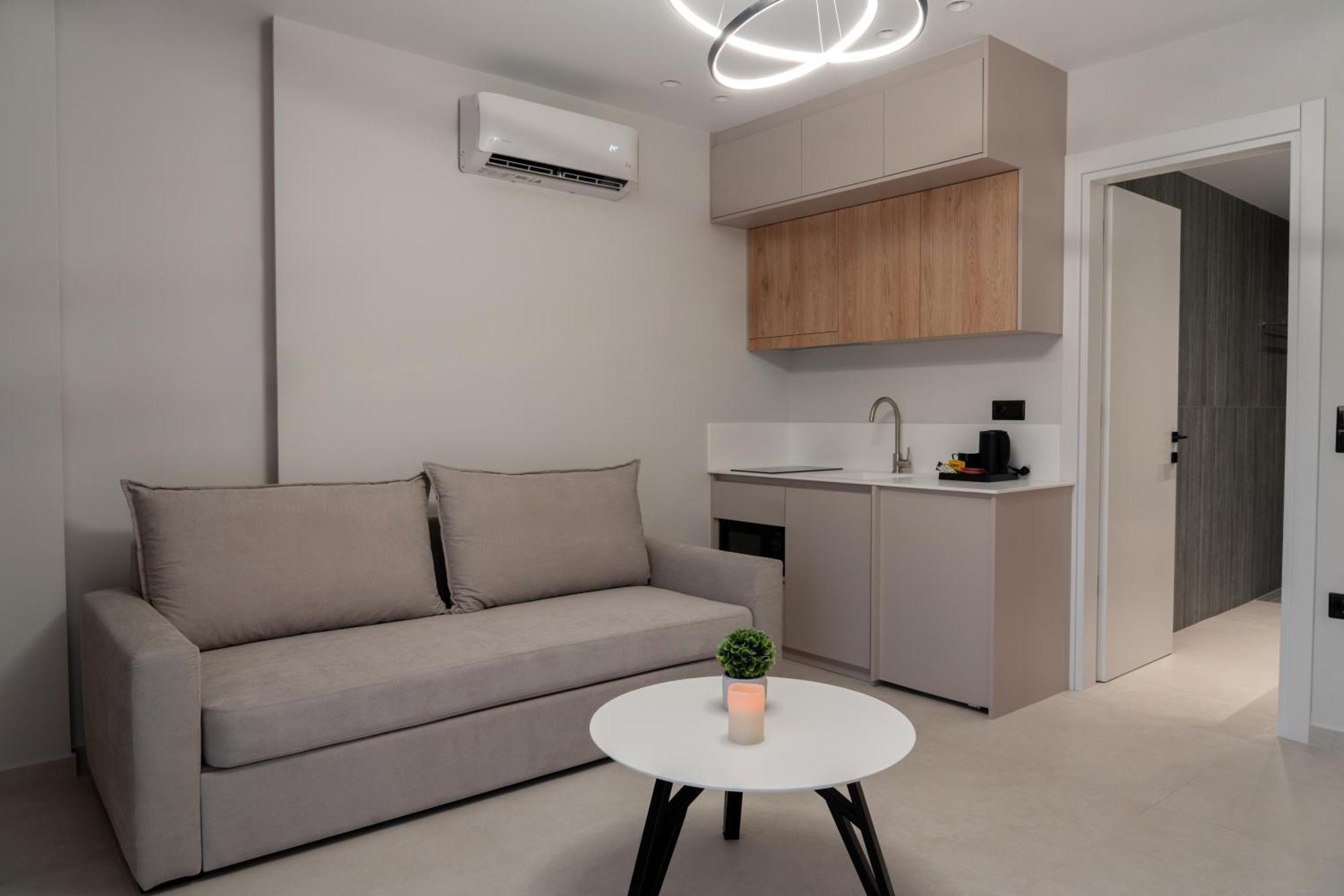 Sealuxe Living Aparthotel Nea Iraklitsa Εξωτερικό φωτογραφία